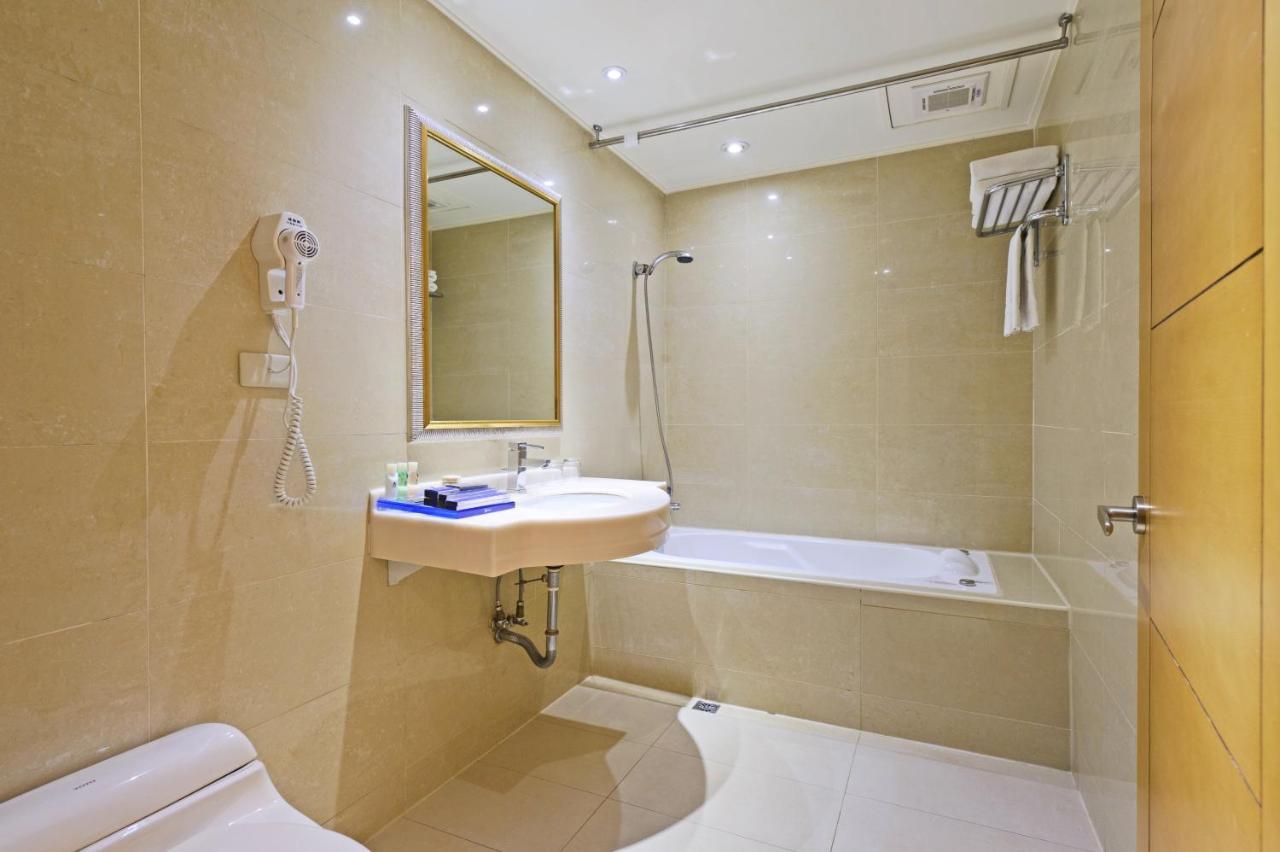 K Hotel Keelung Esterno foto